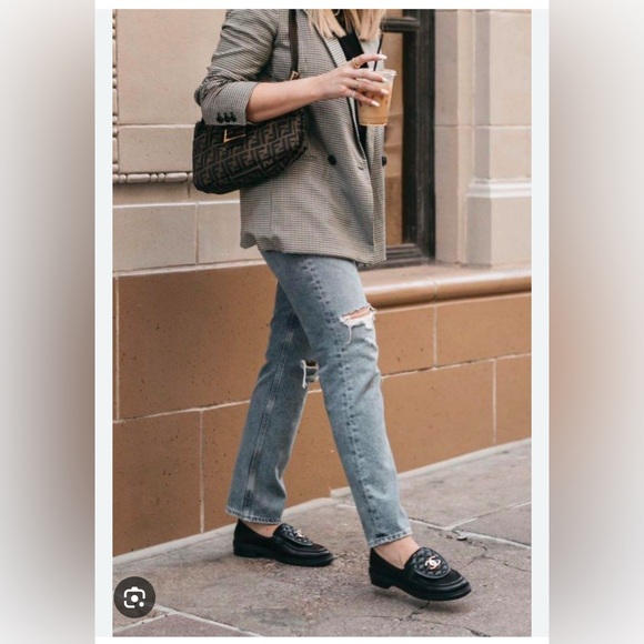 ✖️SOLD✖️CHANEL TURNLOCK LOAFERS - Picture 6 of 7